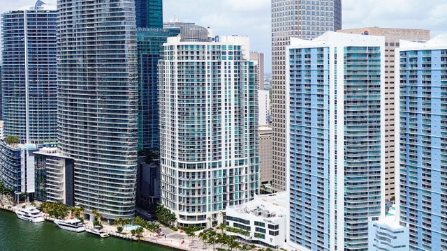 Met 1 Residences photo 3